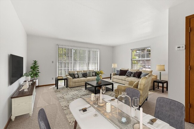 Interior Photo - Apple Valley Associates LLC