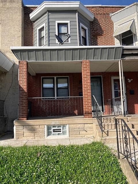 Building Photo - 2649 S 70th St