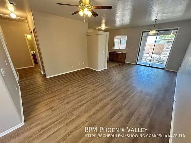 Building Photo - 11191 W Palm Ln