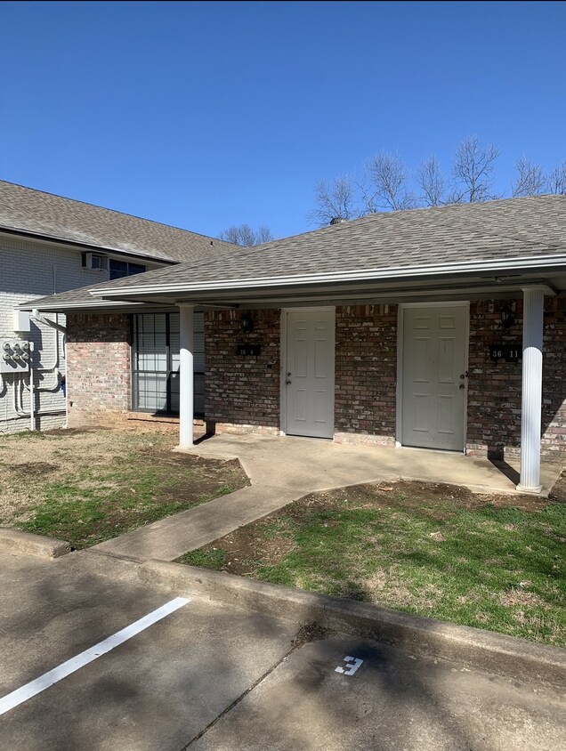 Foto principal - 3611 Barry Ave