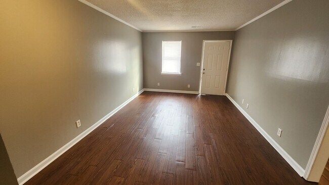 Building Photo - 4424 Torrance Dr NW