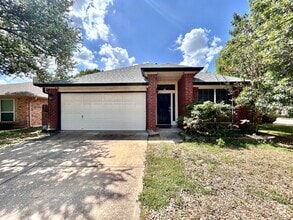 Building Photo - 3400 Ruby Red Dr