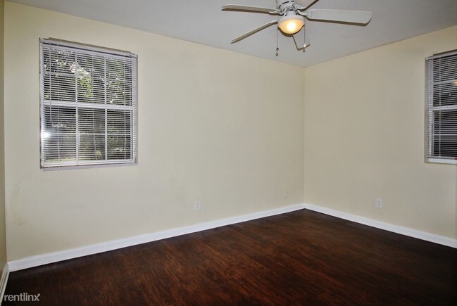 Building Photo - 4 br, 2 bath House - 4737 Sprite Rd