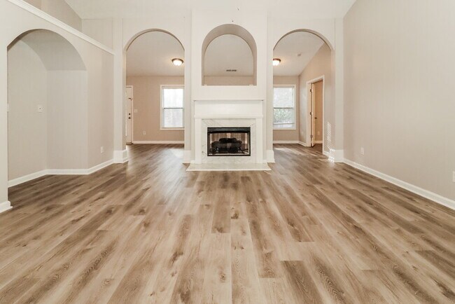 Foto del edificio - 949 Simonton Glen Dr SE