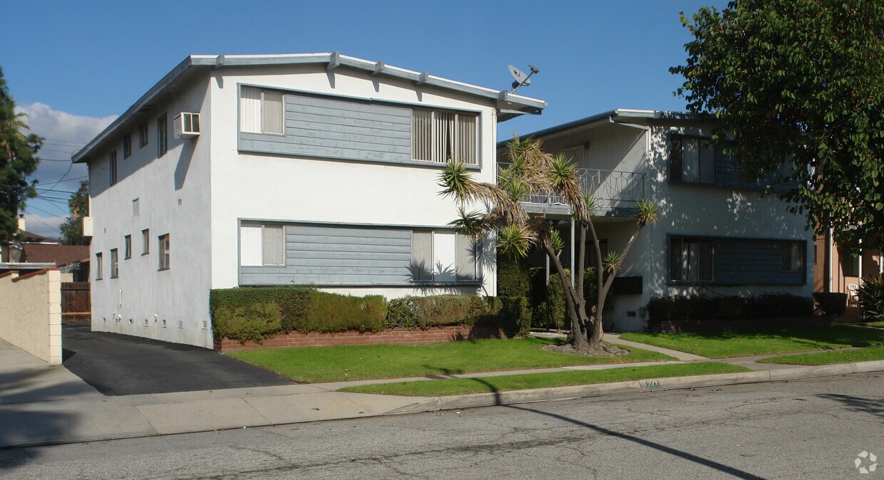 Primary Photo - 247 E Navilla Pl
