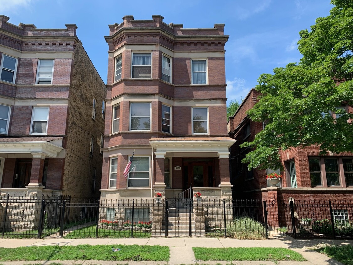 4120 N Ashland Ave, Chicago, IL 60613 - House Rental in Chicago, IL ...