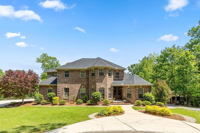 Building Photo - 104 Heartwood