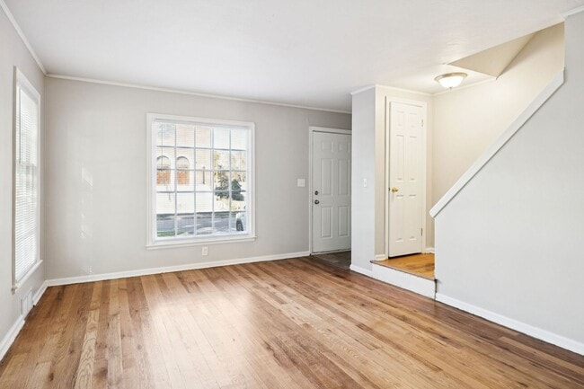 Building Photo - 2044/2046 S 20th St Duplex