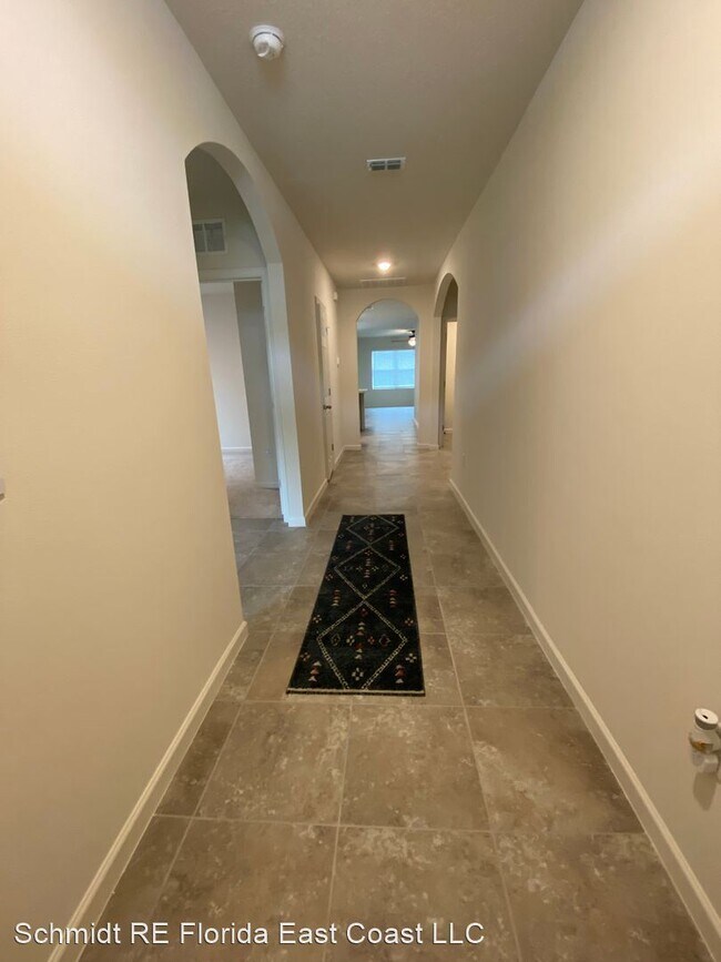 Building Photo - 4 br, 2 bath House - 980 De Groodt Rd. SW