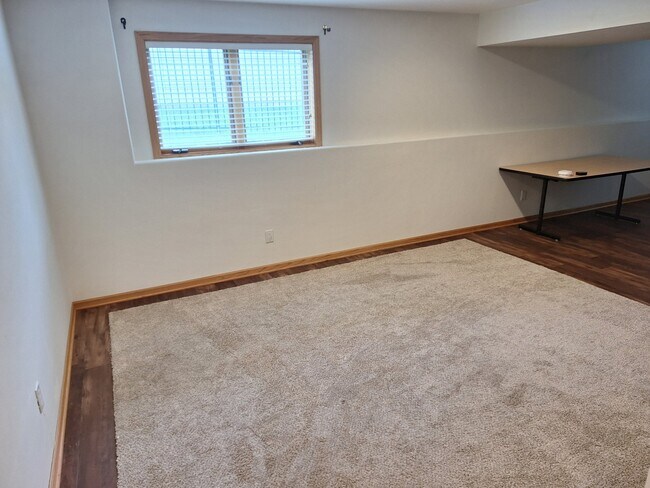 Foto del edificio - 412 Lone Pine Way