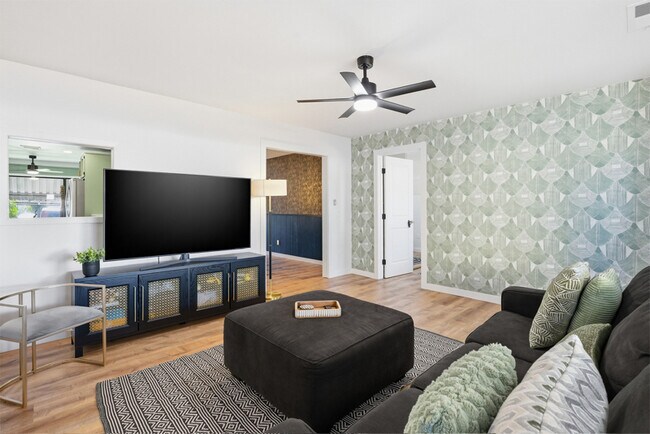 Foto del edificio - 8642 Macawa Ave