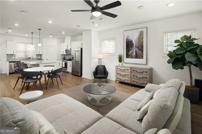 Building Photo - 616 Wynard Place