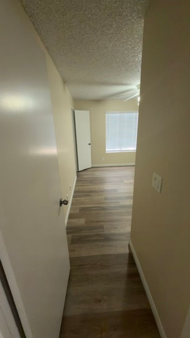 Foto del edificio - 2200 S Fort Apache Rd