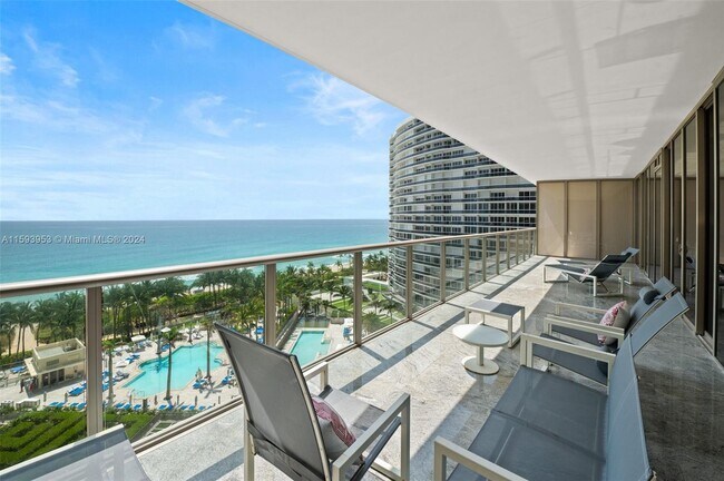 Building Photo - 9701 Collins Ave