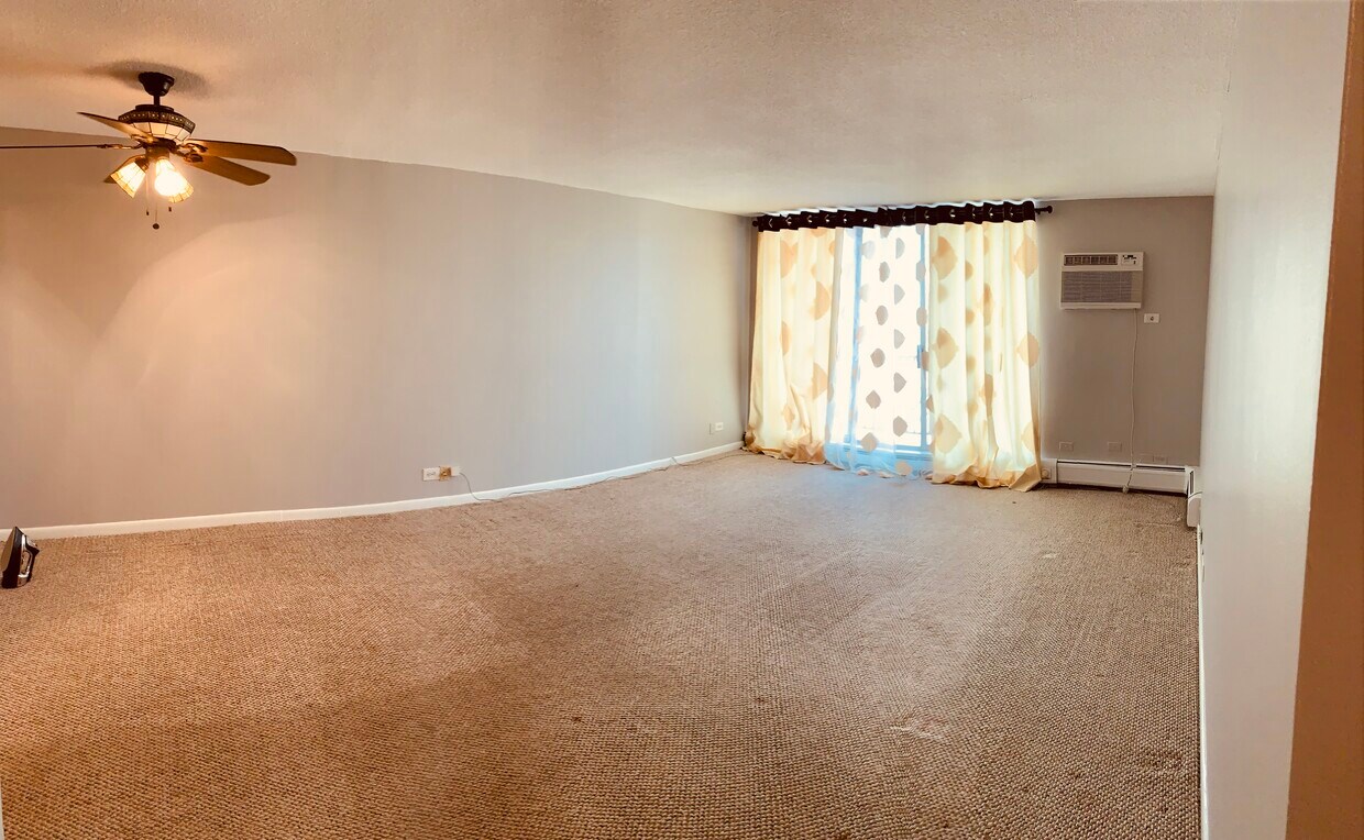 Primary Photo - 2222 S Stewart Ave
