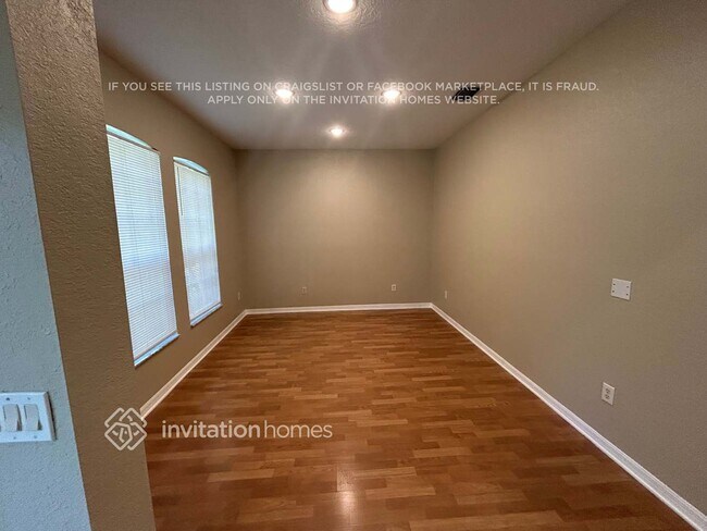 Building Photo - 1613 Loriana St