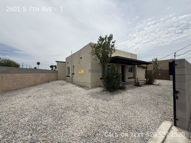 Building Photo - 2601 S 7th Ave