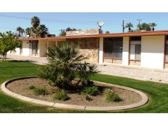 Foto del edificio - Mirage Apartments