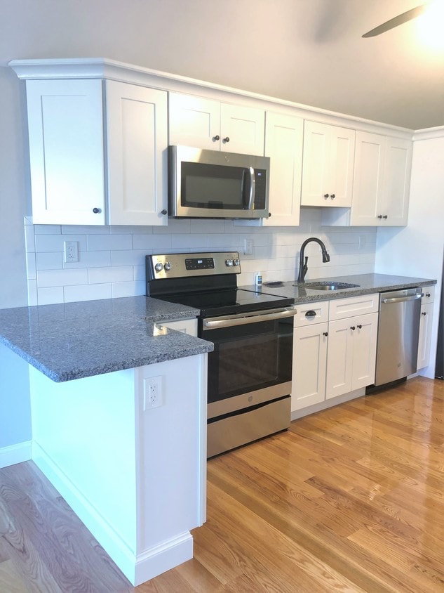 Primary Photo - 295 Willard St