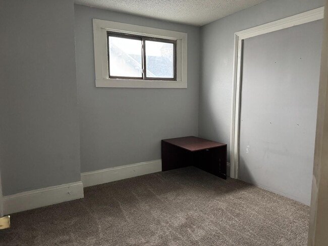 Building Photo - 10 State St