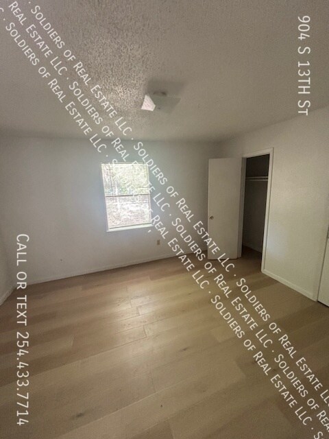 Foto del edificio - 904 S 13th St