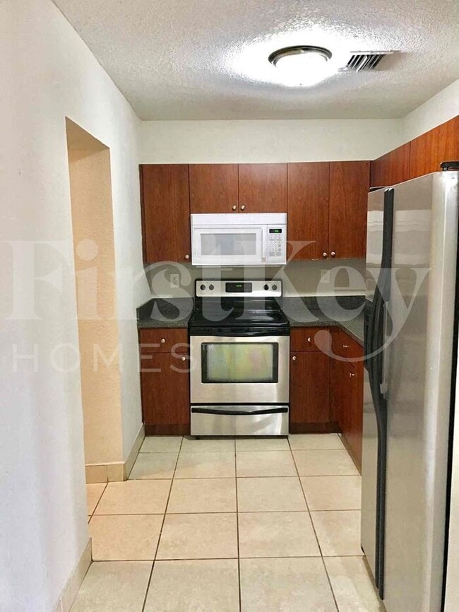 Foto del edificio - 3321 NW 177th Terrace