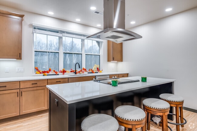 3BR, 2.5BA - 1,715SF - Kitchen - Whitetail Ridge