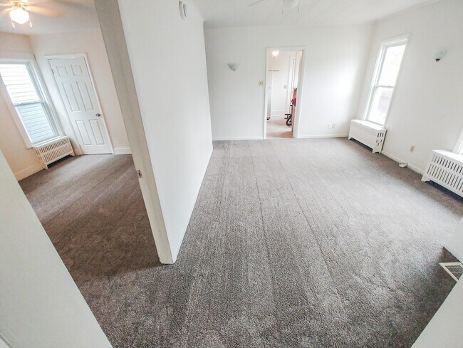 Entrance to dining room - 2527 Reed St