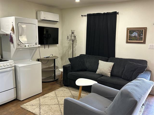 Foto del edificio - 1943 CR 321