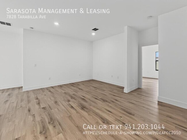 Building Photo - 7828 Tarabilla Ave