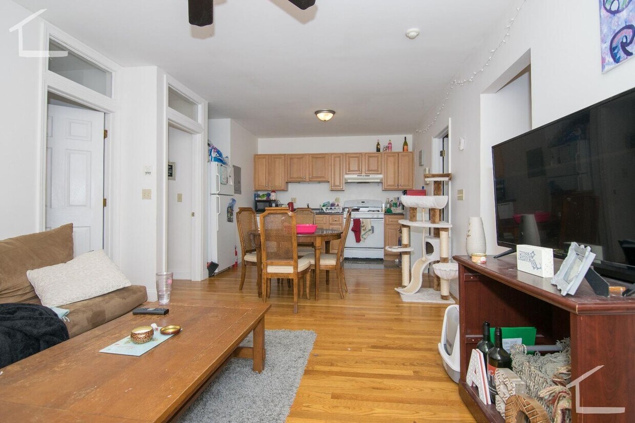 Foto principal - HOT BRIGHTON LISTING!!!!
