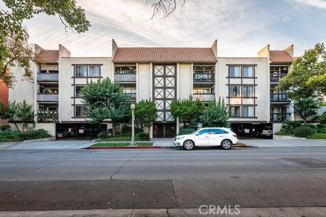 Foto del edificio - 515 N Jackson St