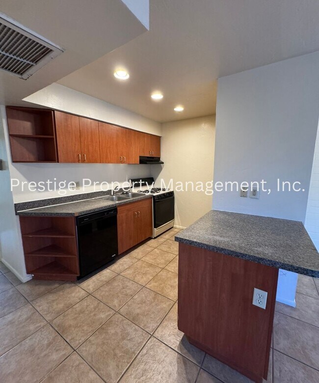 Foto del edificio - 2525 N Alvernon Way
