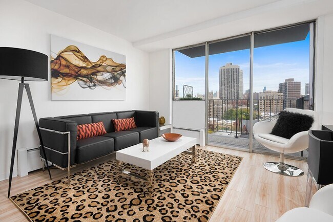 Área de estar de 1 habitación y 1 baño - 441 W. Oakdale