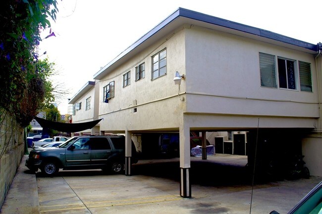 Building Photo - 1817 W 4th St