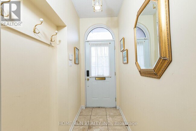 Photo du bâtiment - 225 Echo Dr