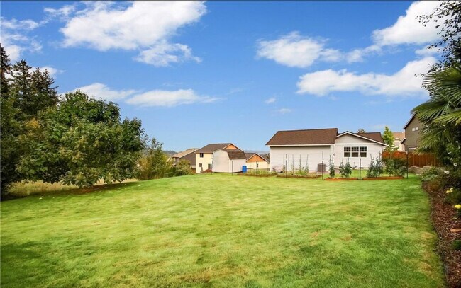 Foto del edificio - 17111-17111 111th St E