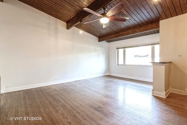 Foto del edificio - 1163 Waukegan Rd