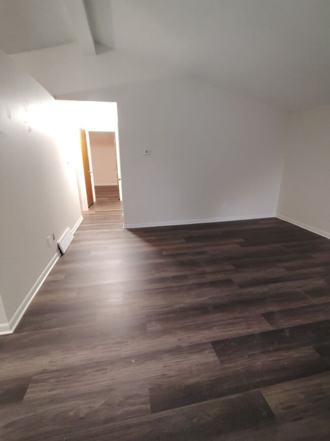 Building Photo - 169-171 Day Ave.