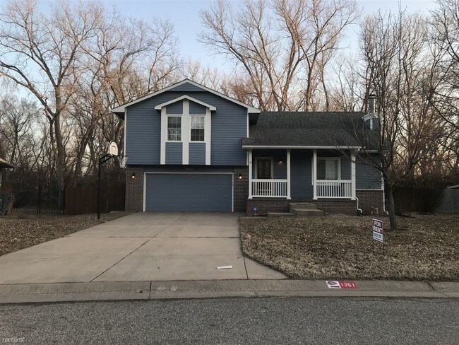 Foto del edificio - 4 br, 3.5 bath House - 1351 E Longhorn Dr ...