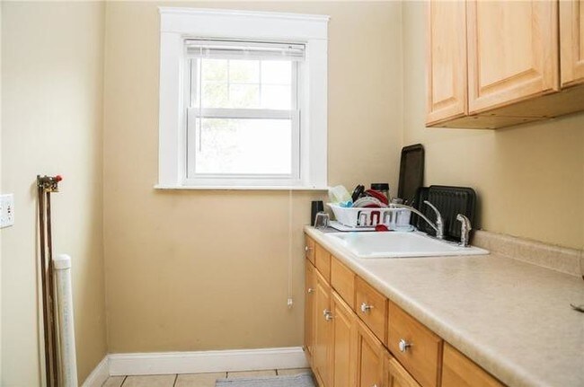 cocina - 21 Hilltop Ave