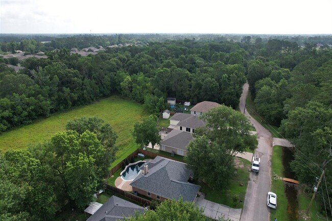 Foto del edificio - 810 Springwood Dr