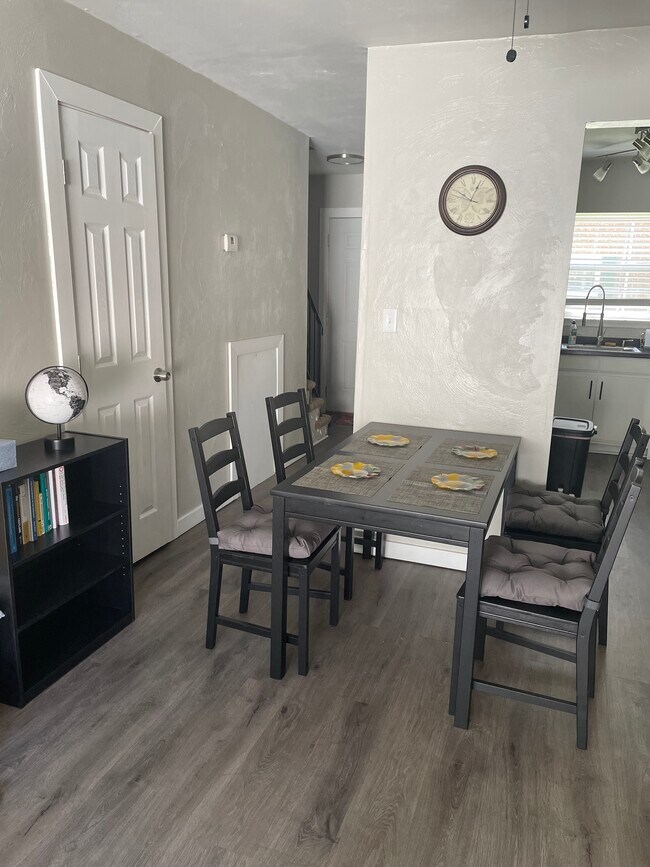 419 Barberton Dr Unit 419, Virginia Beach, VA 23451 Condo for Rent in