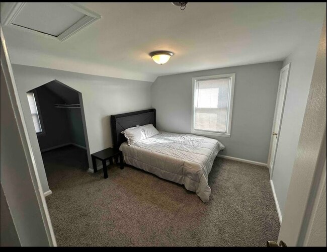 Bedroom - 2340 Electric St