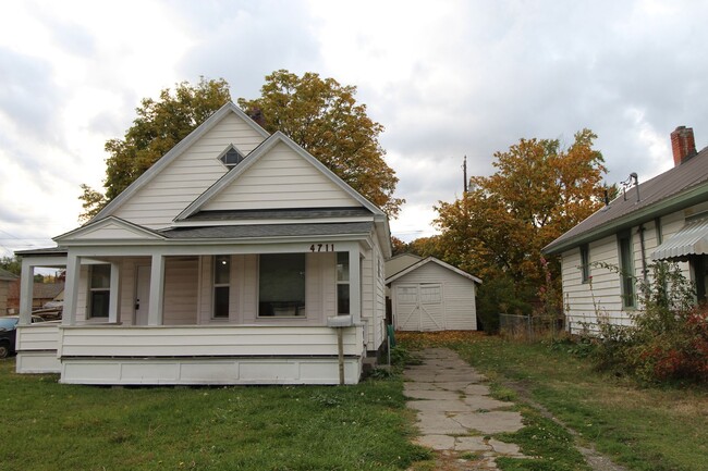 Foto del edificio - 4711 N Regal St