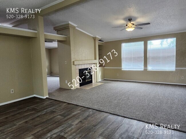 Foto del edificio - 3000 W Curtis Rd