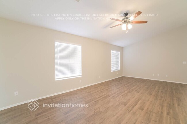 Foto del edificio - 1692 W Stanford Ave