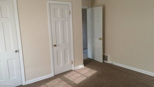 Foto del edificio - 9006 Memphis Villas Blvd