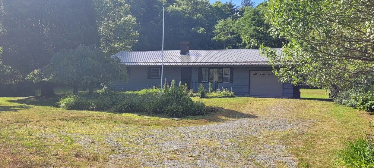 Primary Photo - 203 Church Hollow Road