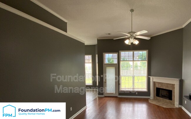 Foto del edificio - 5056 Sawyer Lake Dr